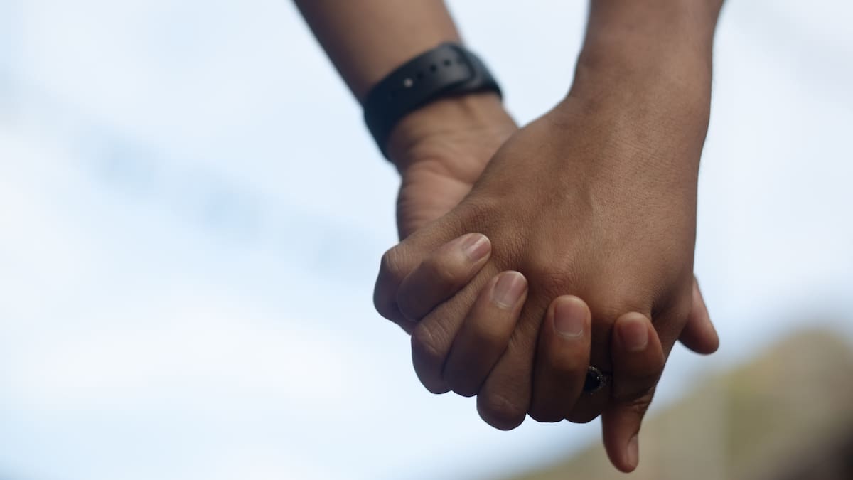Iker y Eloi no coinciden en nada pero se quieren: "Te encanta Ayuso solo porque me toca las narices a mí"