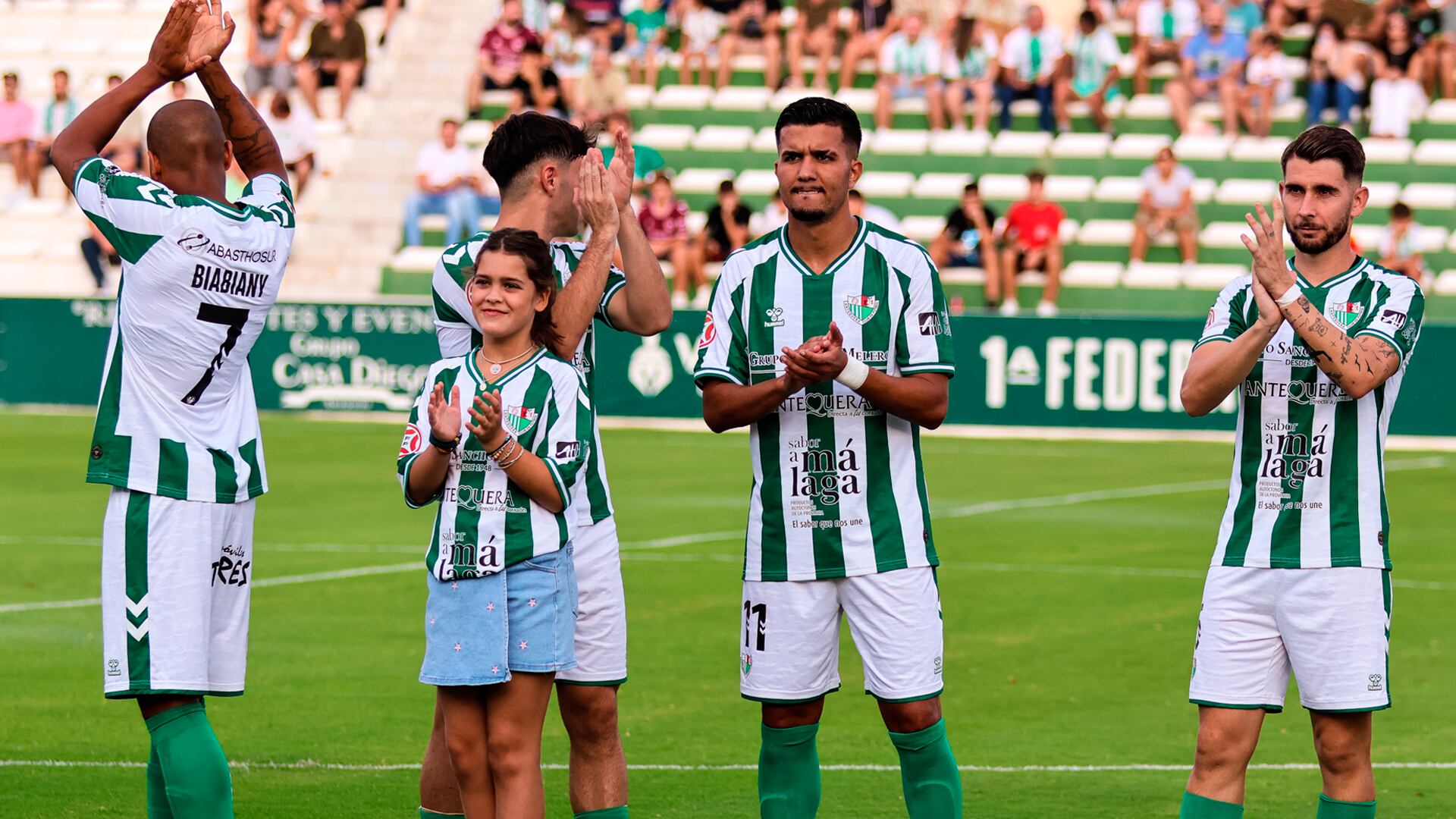 El Antequera CF antes del duelo ante el FC Cartagena