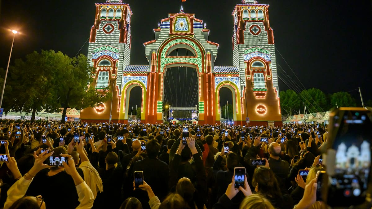 Antonio Yélamo: "Habla de 100 años de historia de Radio Sevilla es hablar de la historia de los propios sevillanos"