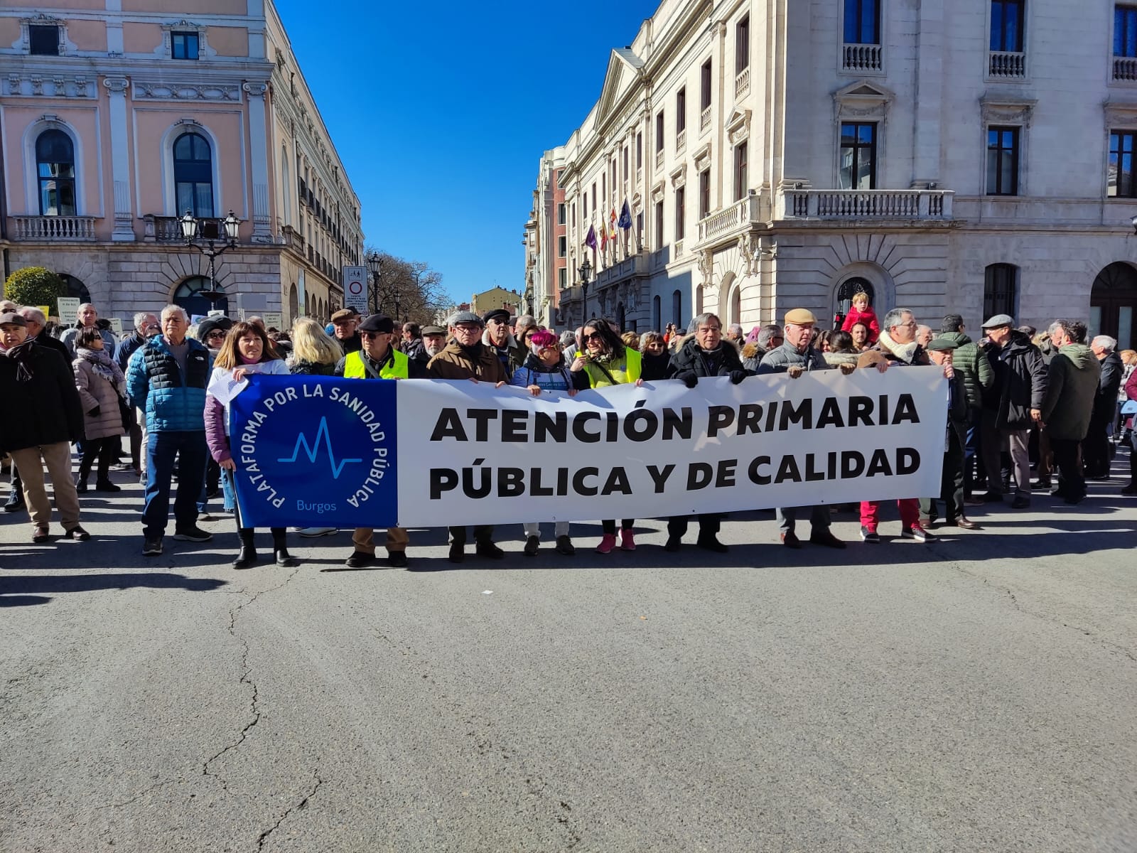 La manifestación por la sanidad pública reunió a unas 11.000 personas en Burgos el domingo 12 de febrero