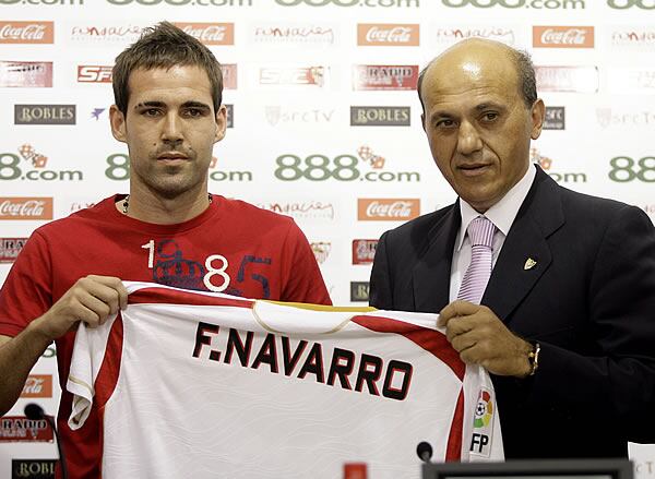 Fernando Navarro y Del Nido durante la presentación