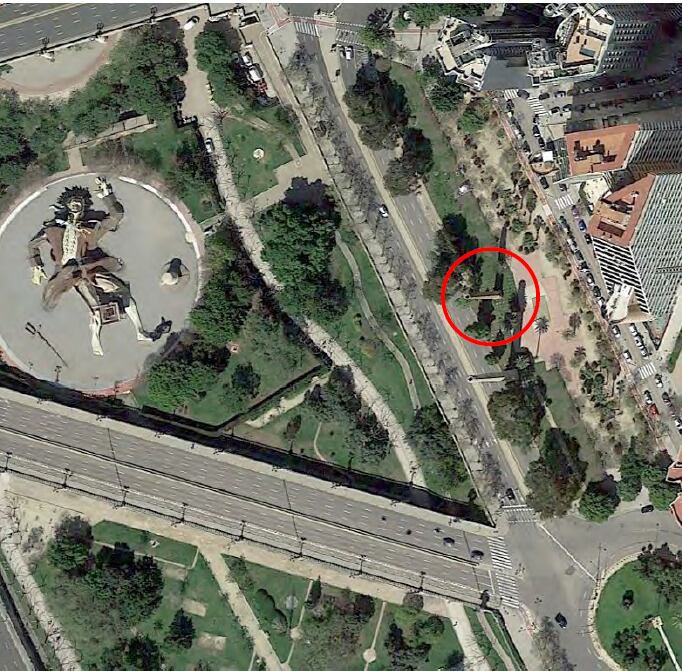 Arranca la rehabilitación de la segunda chimenea de la Alameda de València situada frente al Parque Gulliver