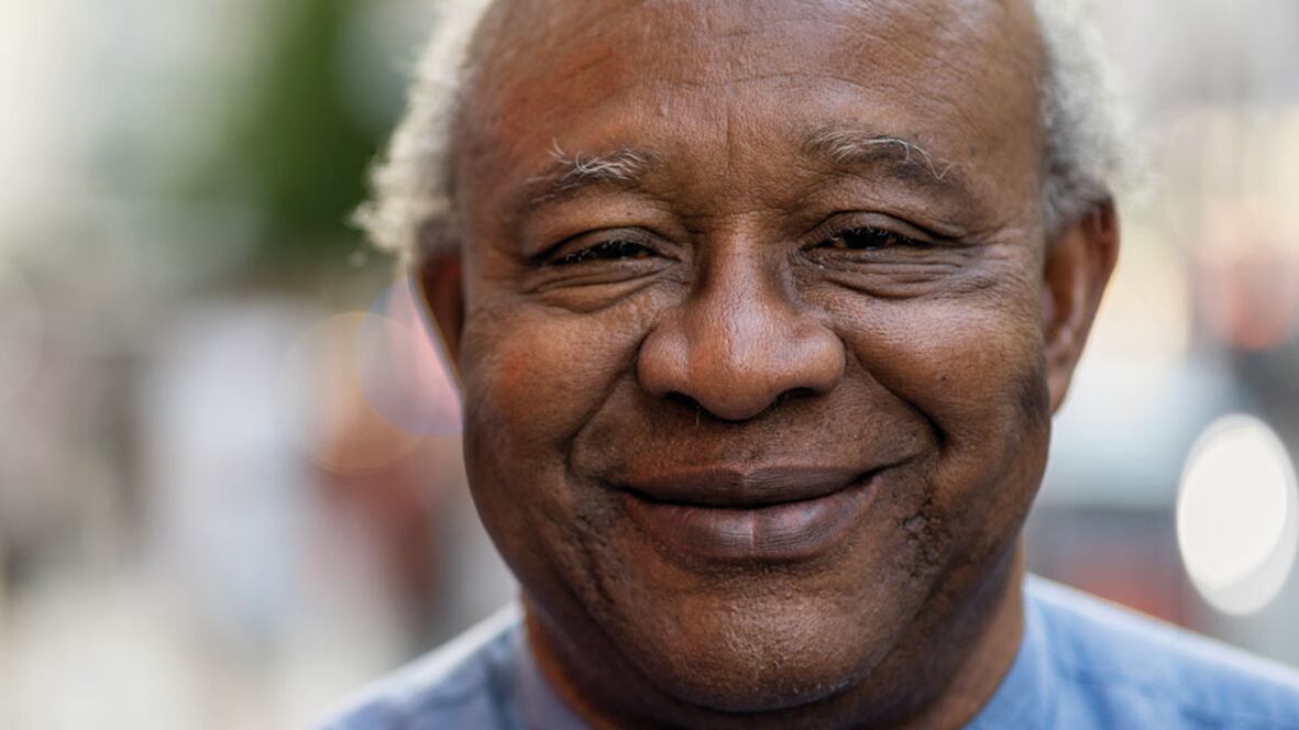 El escritor, historiador y periodista ecuatoguineano Donato Ndongo. ayuntamientodebaza.es