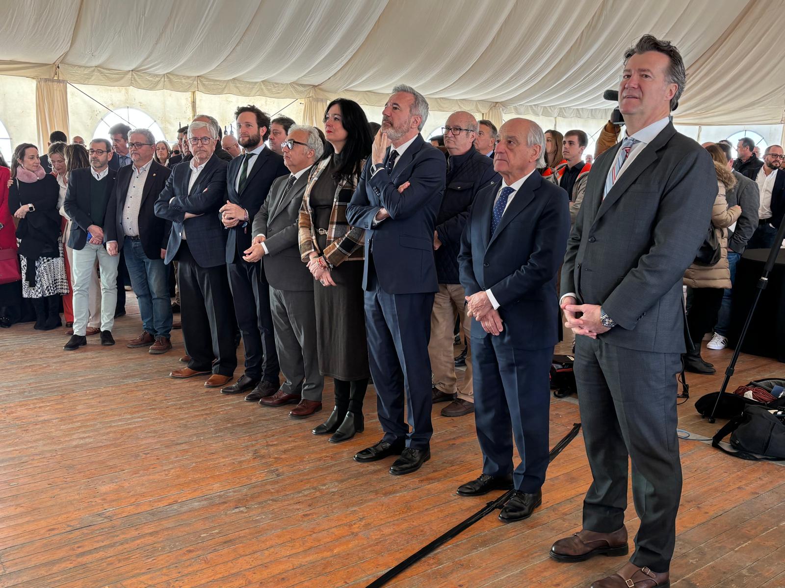 Autoridades en la inauguración de ISF by FARM Faes en Huesca