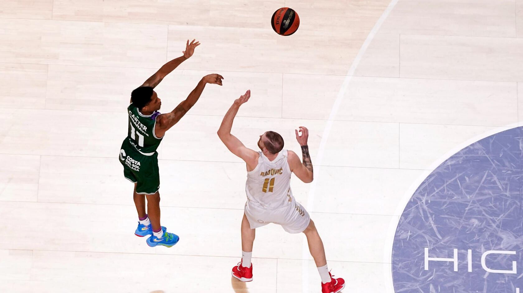 El Unicaja consiguió su novena victoria al vencer al UCAM Murcia