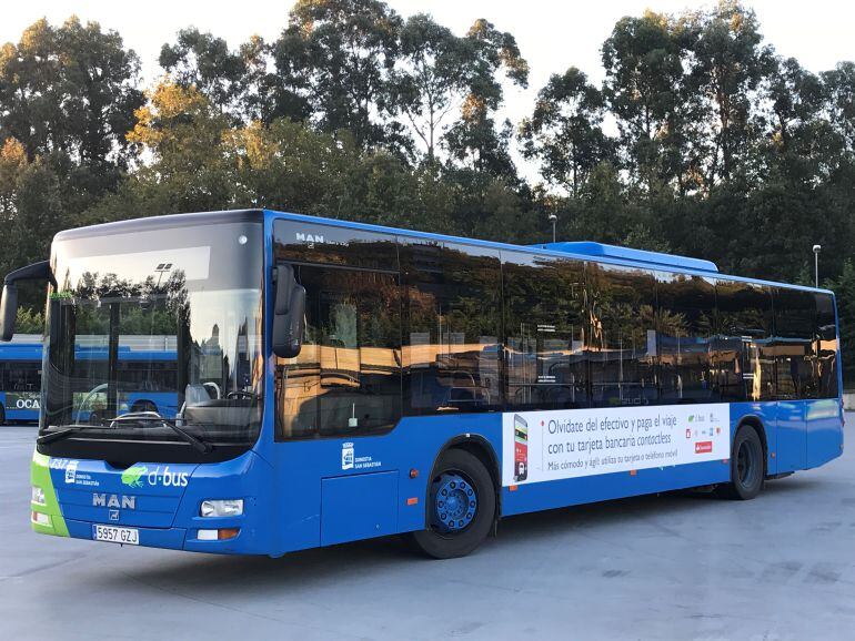 La mayoría de personas que hacen uso del autobus son mujeres. 