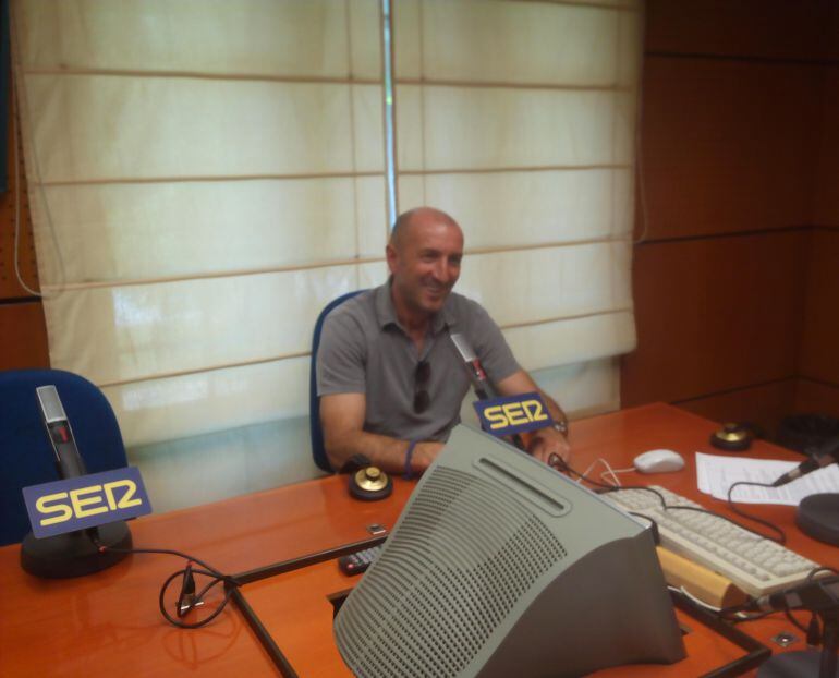 Ranko Popovic, en los estudios de Radio Zaragoza