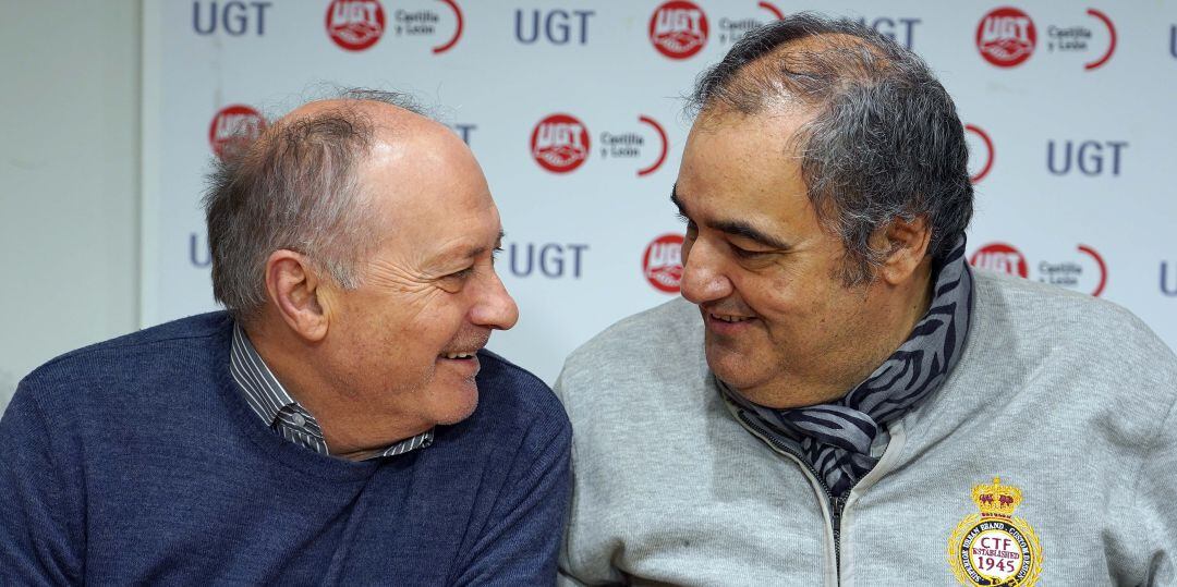 El secretario general de UGTCyL, Faustino Temprano (izquierda) con el secretario general de la Federación de Servicios Públicos (FeSP) del sindicato, Tomás Pérez (derecha)