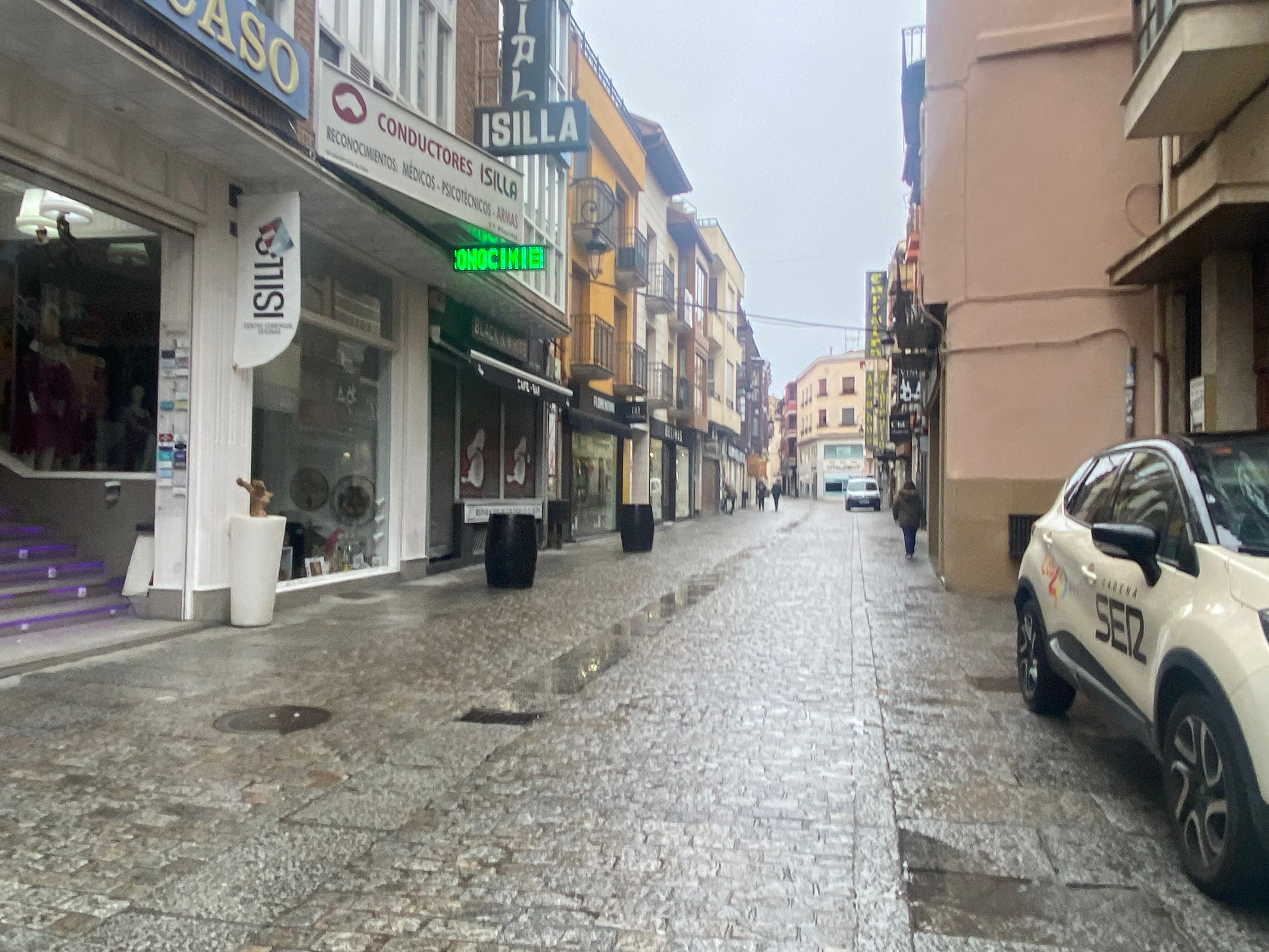 Calle Isilla con lluvia