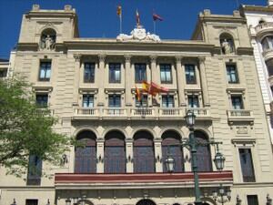 La promotora de Torre Salses retira la querella a l&#039;ex alcalde de Lleida i l&#039;ex primer tinent d&#039;alcalde. Diu que vol canalitzar la relació amb la Paeria a través del diàleg. Foto: Façana  Paeria.  Ajuntament de Lleida.
