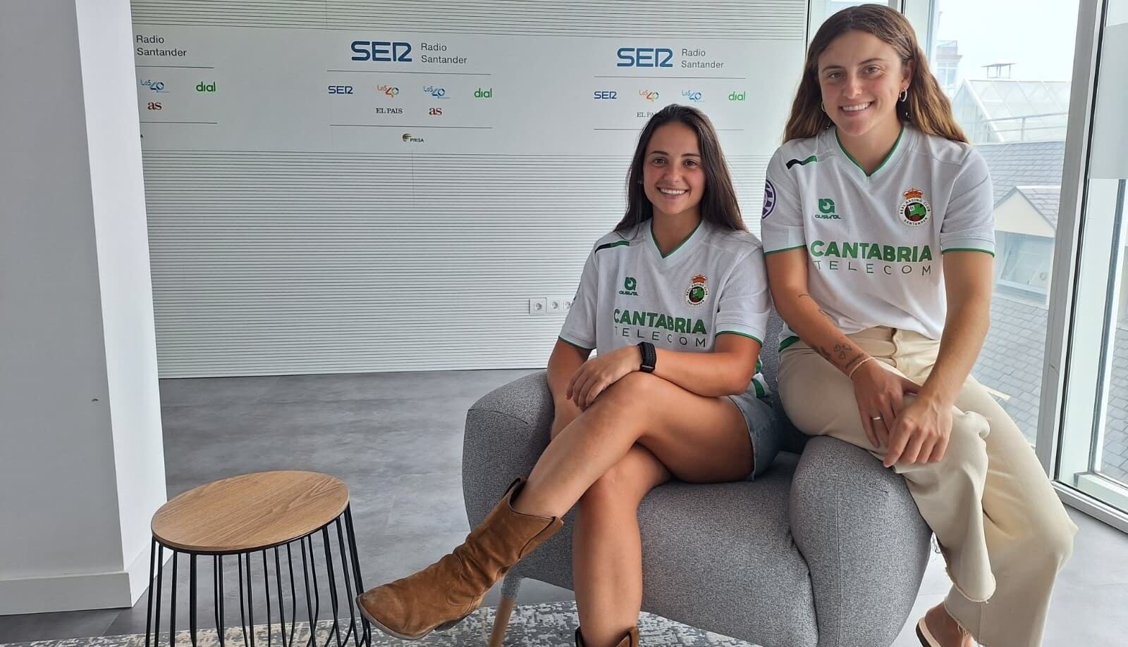 Jimena Cabrero y Miriam Valladolid, en SER Deportivos Cantabria.