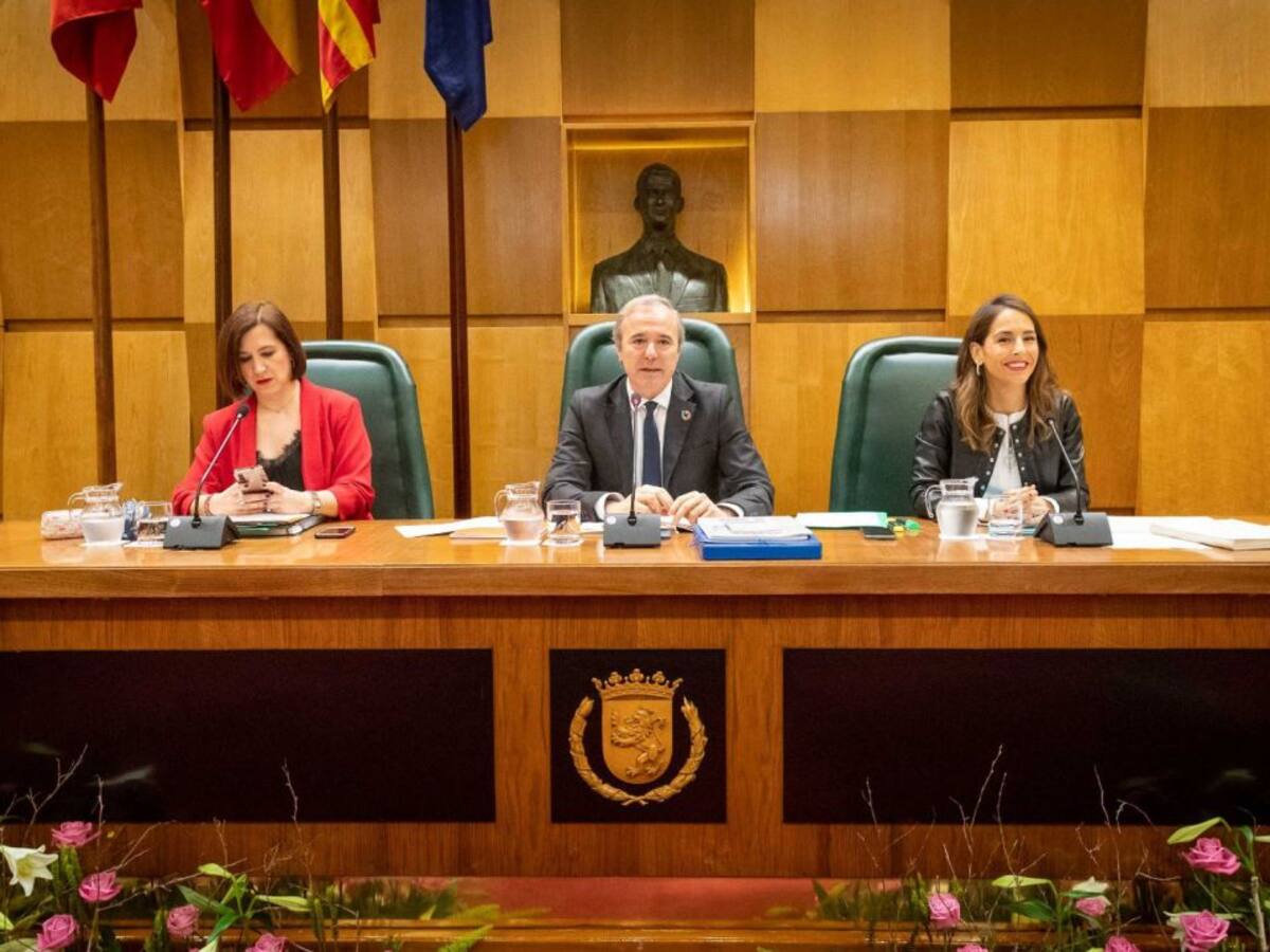 PP y Cs sacan adelante con Vox sus primeros presupuestos