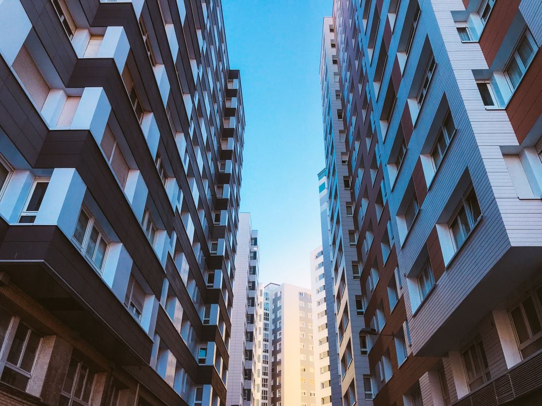 Torre de pisos en Gijón.