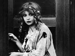 Lilliam Gish en El nacimiento de una nación de D.W. Griffith.