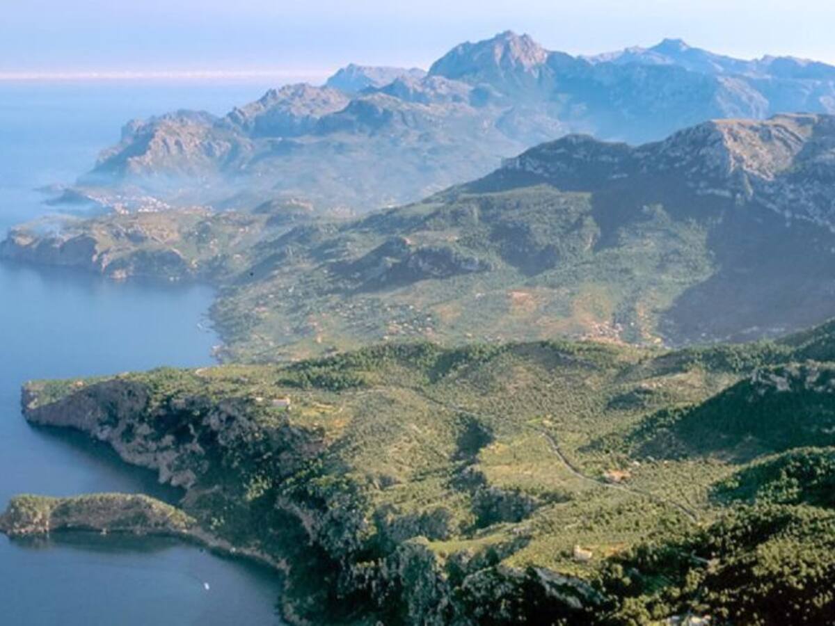 La contratación de agroturismos cae un 20%, según la patronal