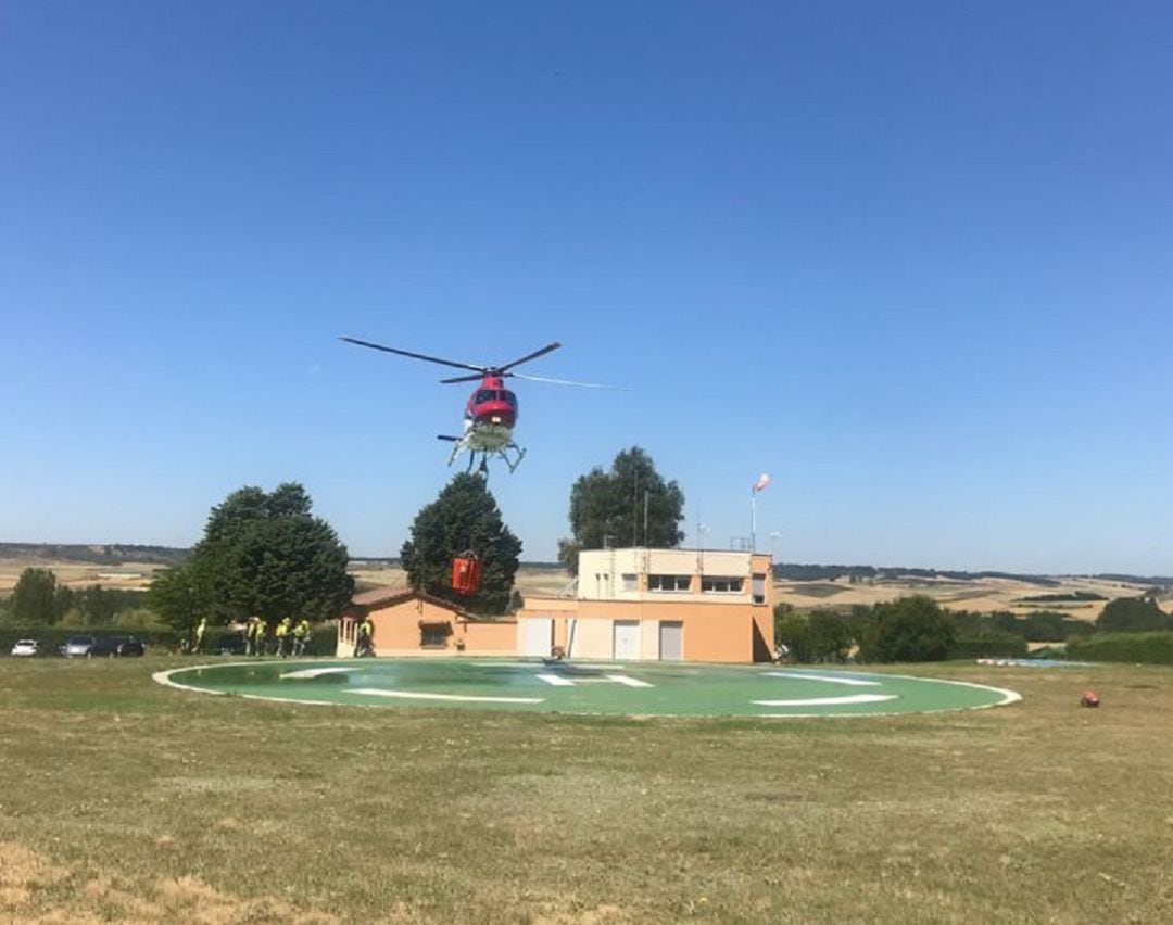 Helicóptero de la base aérea de Villaeles de Valdavia