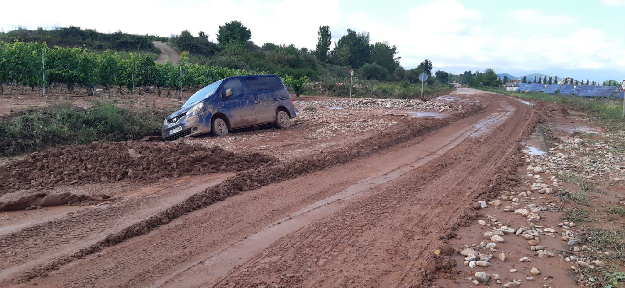 LR – 321  entre Cenicero y Huércanos