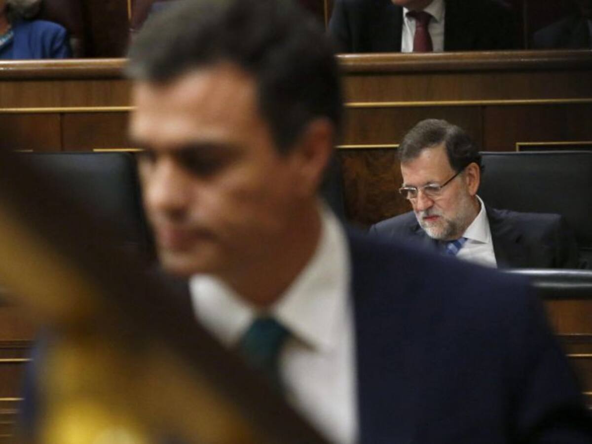 Pedro Sánchez, a Rajoy: "Está asediado por los escándalos de corrupción"