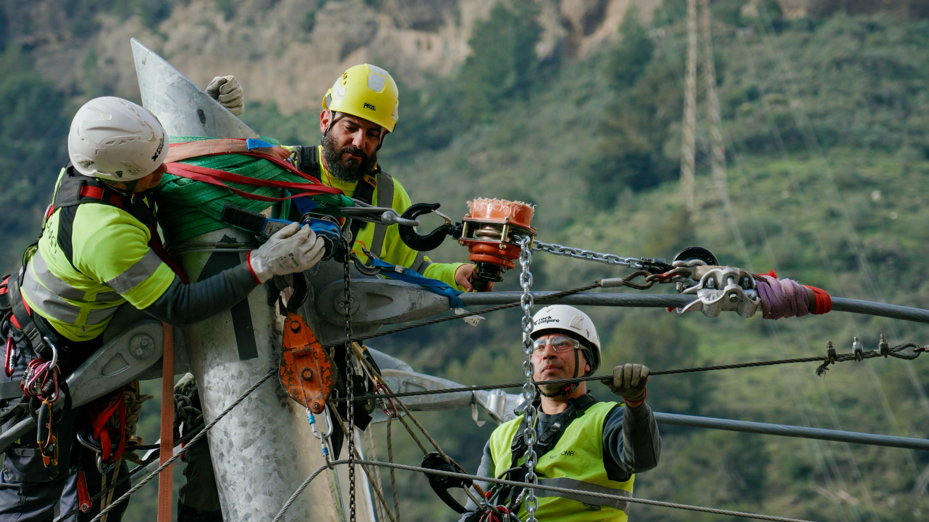 Construcción del nuevo puente sobre Caminito del Rey