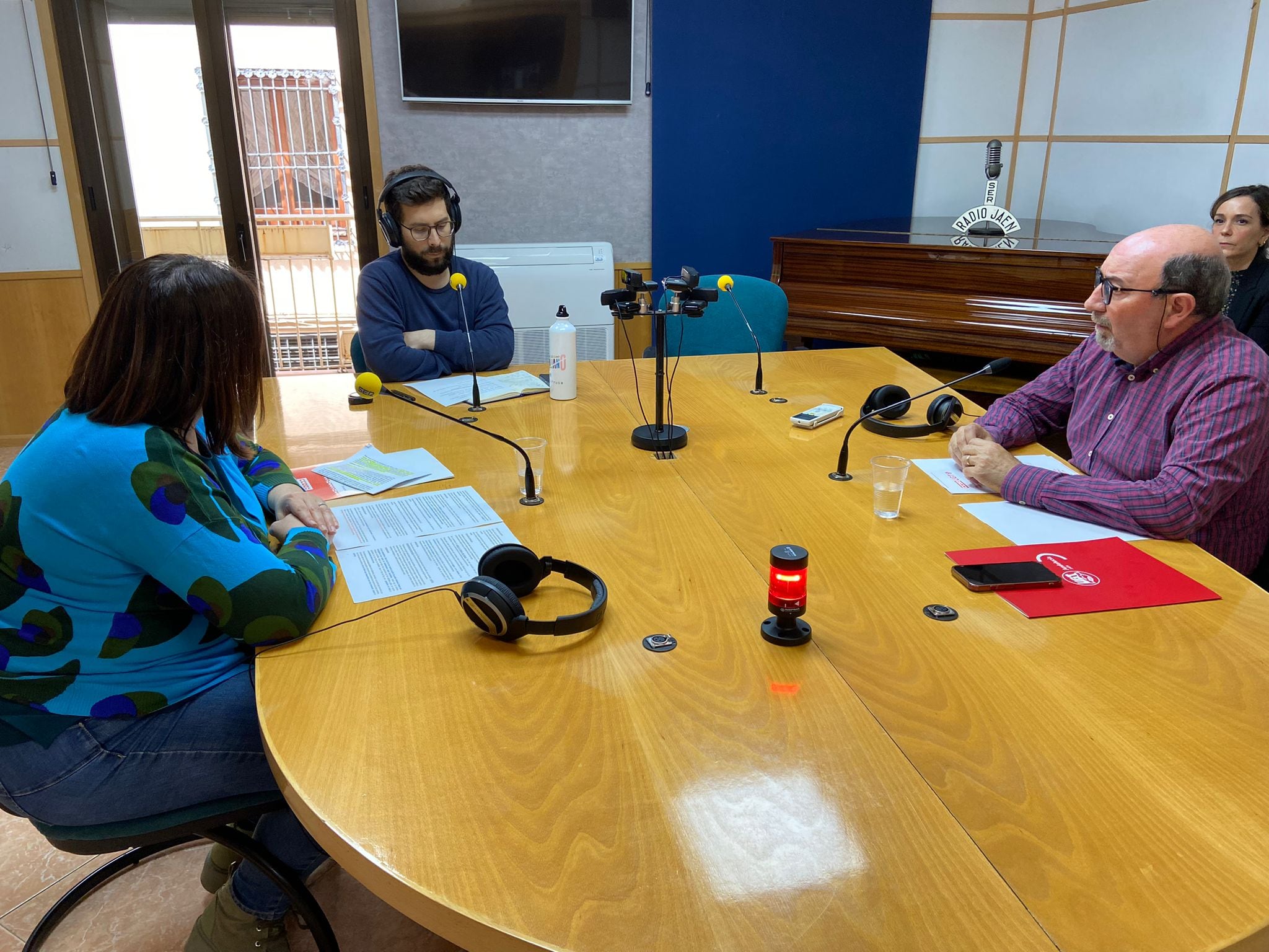 Los secretarios generales de CCOO y UGT en Jaén, Silvia de la Torre y Manuel Salazar, este martes en el programa &#039;Hoy por Hoy Jaén&#039;.