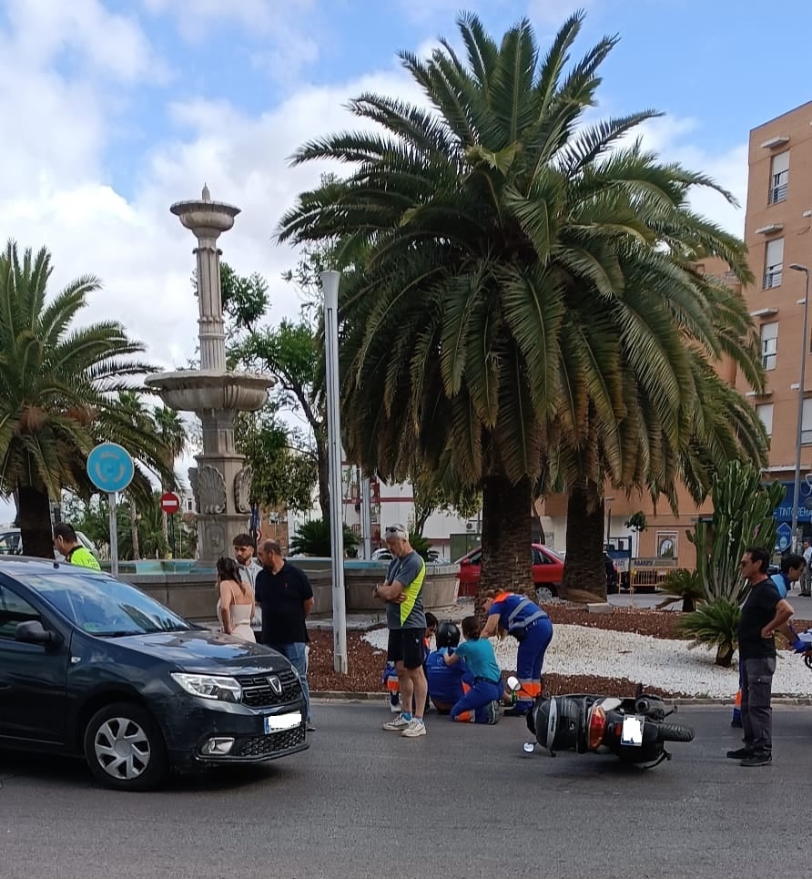 Accidente de tráfico en la Avenida de Andalucía de Jaén.