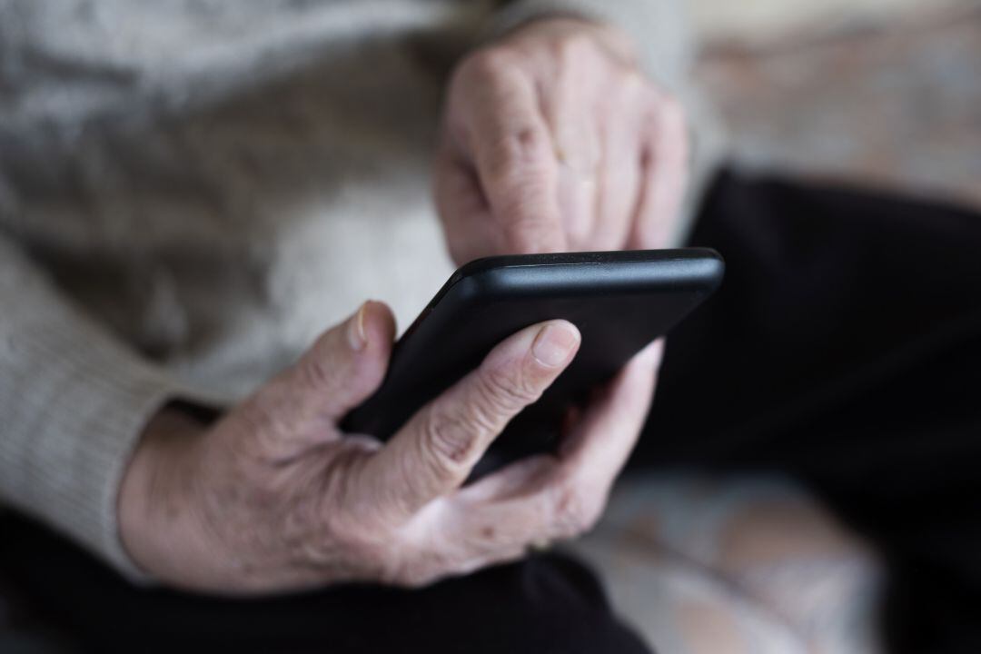 La cuidadora, supuestamente, les robaba el dinero de su cartilla bancaria