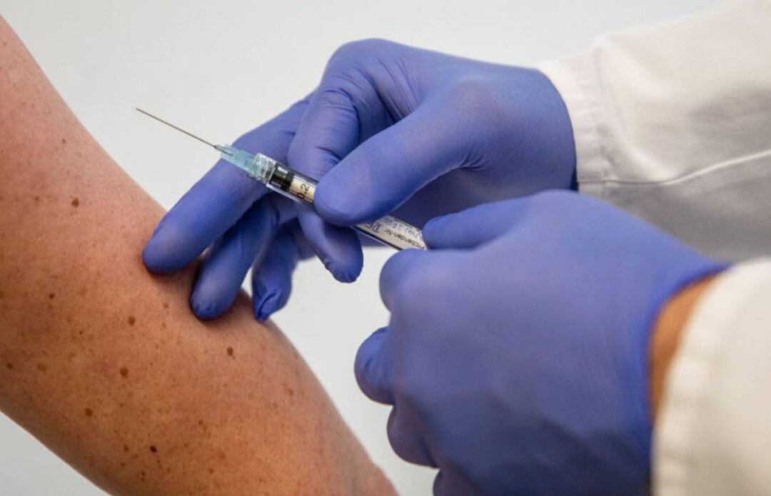 Comisiones Obreras advierte que las vacunas no llegarán en 2021 a toda la población