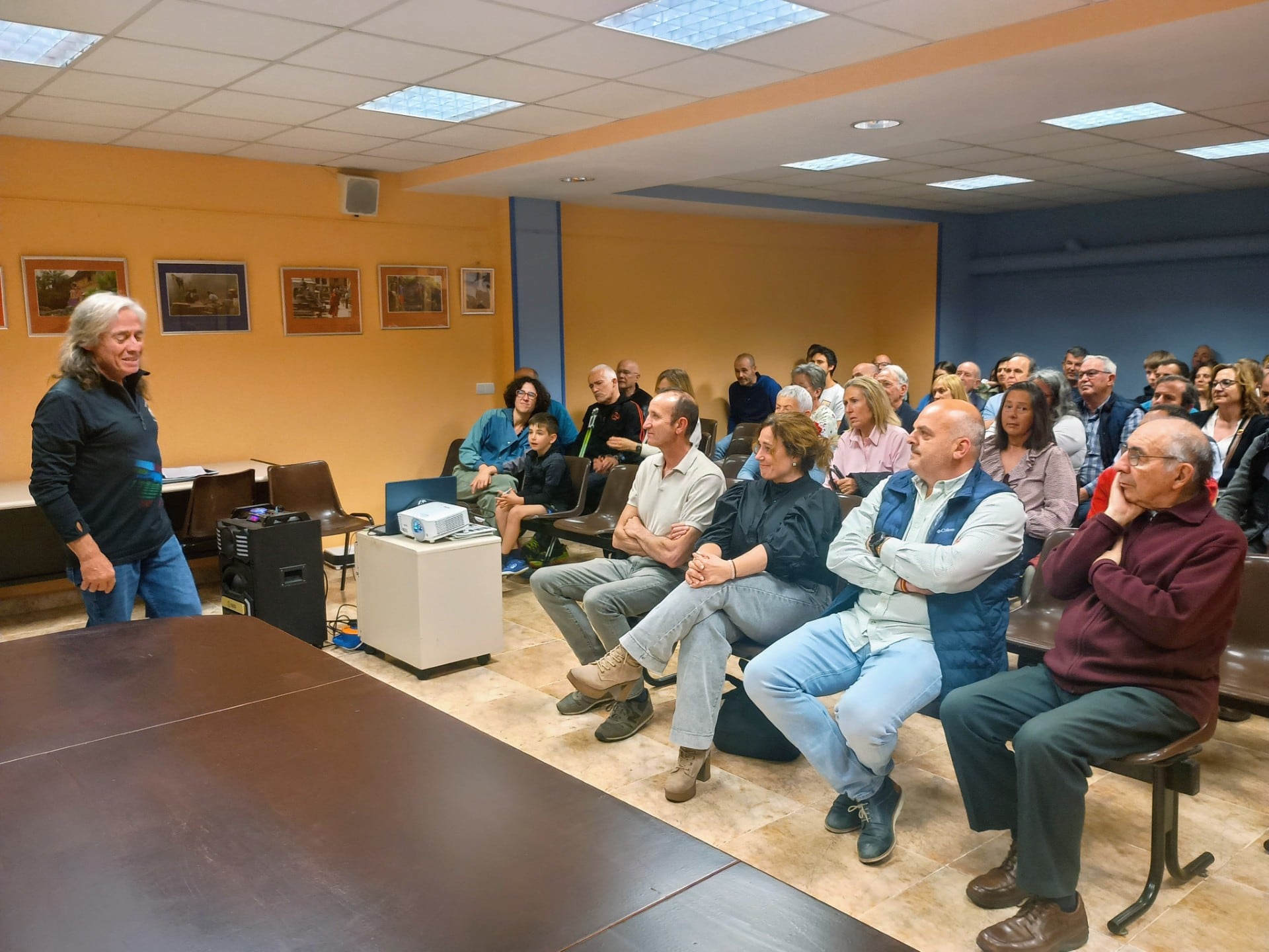 Luis "Lardies" presidente del Mayencos en la presentación del 70 aniversario