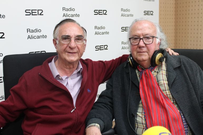 Vicente Alcaraz, economista y profesor jubilado de la Universidad de Alicante, y Miguel Martínez, secretario intergeneracional del PSPV-PSOE provincial