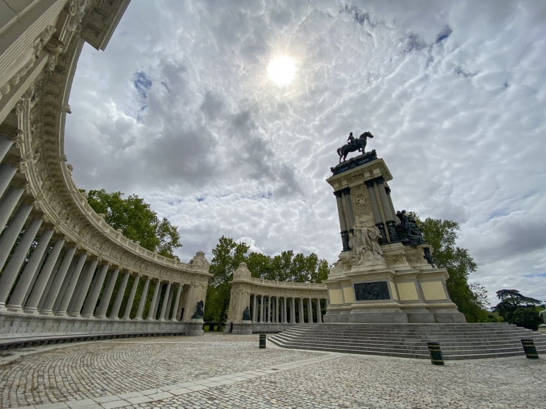 Zonas de los Jardines de El Buen Retiro, que continúan cerrados.