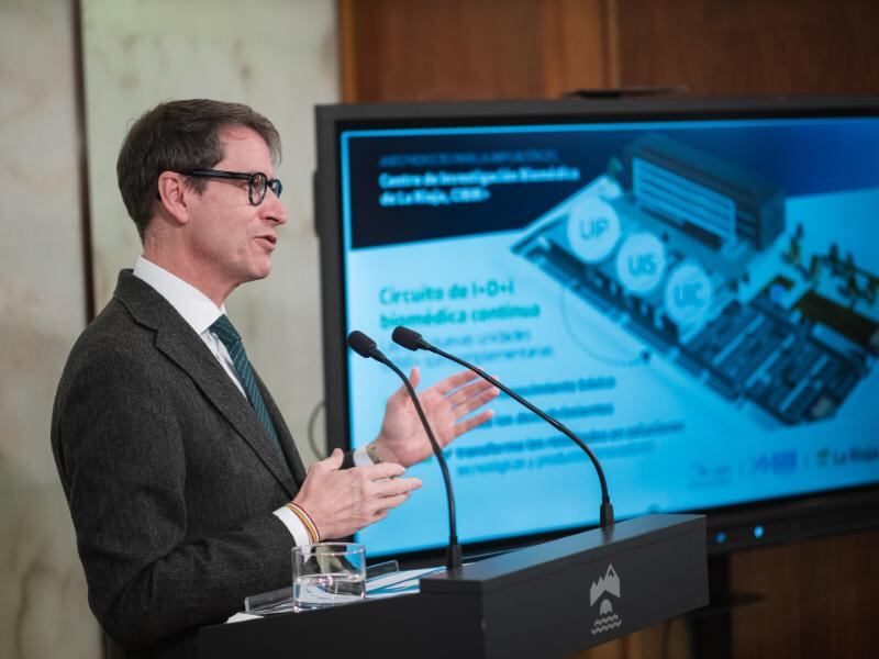 El presidente del Gobierno de La Rioja, Gonzalo Capellán, en la presentación del proyecto de ampliación CIBIR.