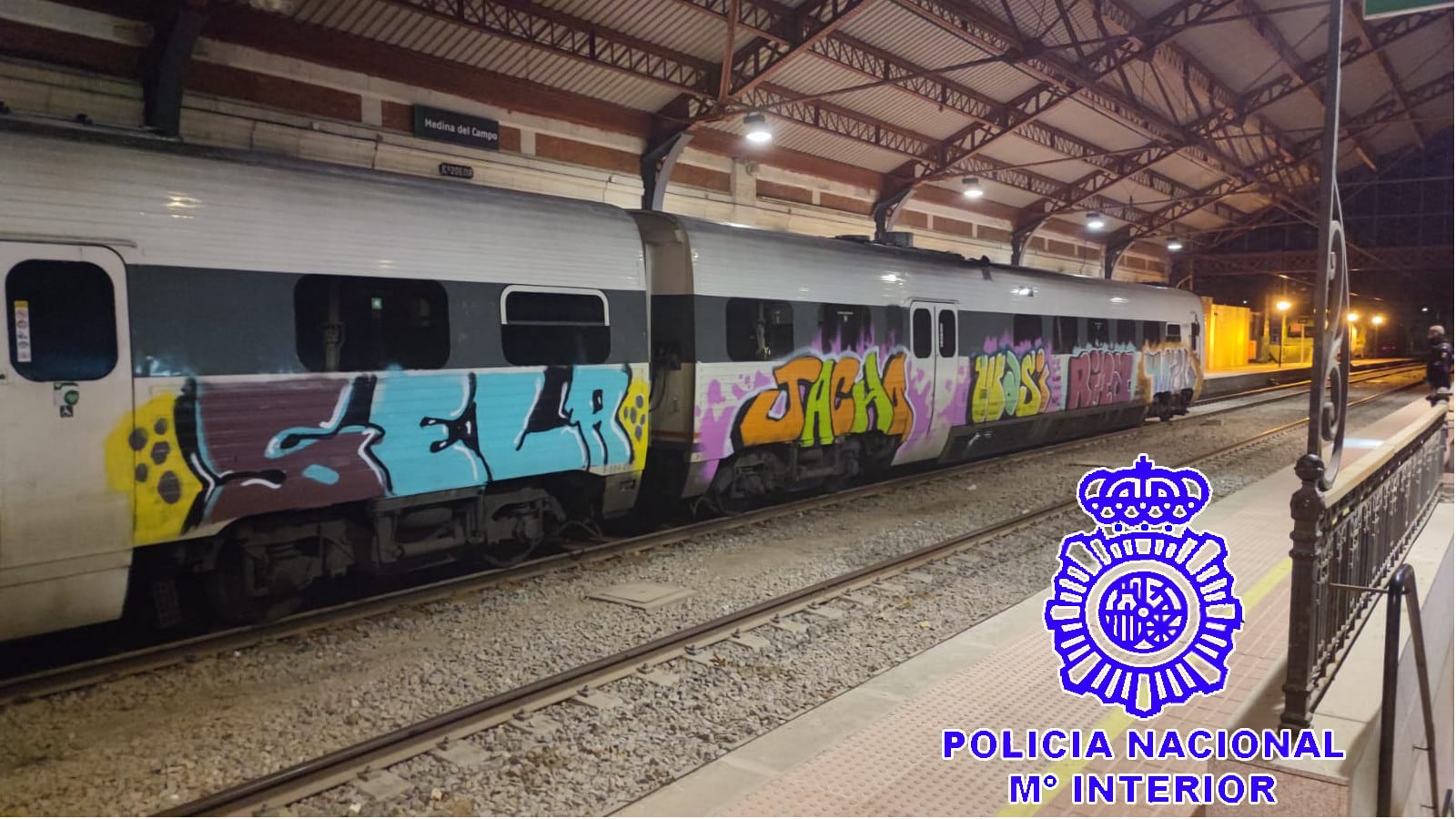 Vagones pintados por los detenidos