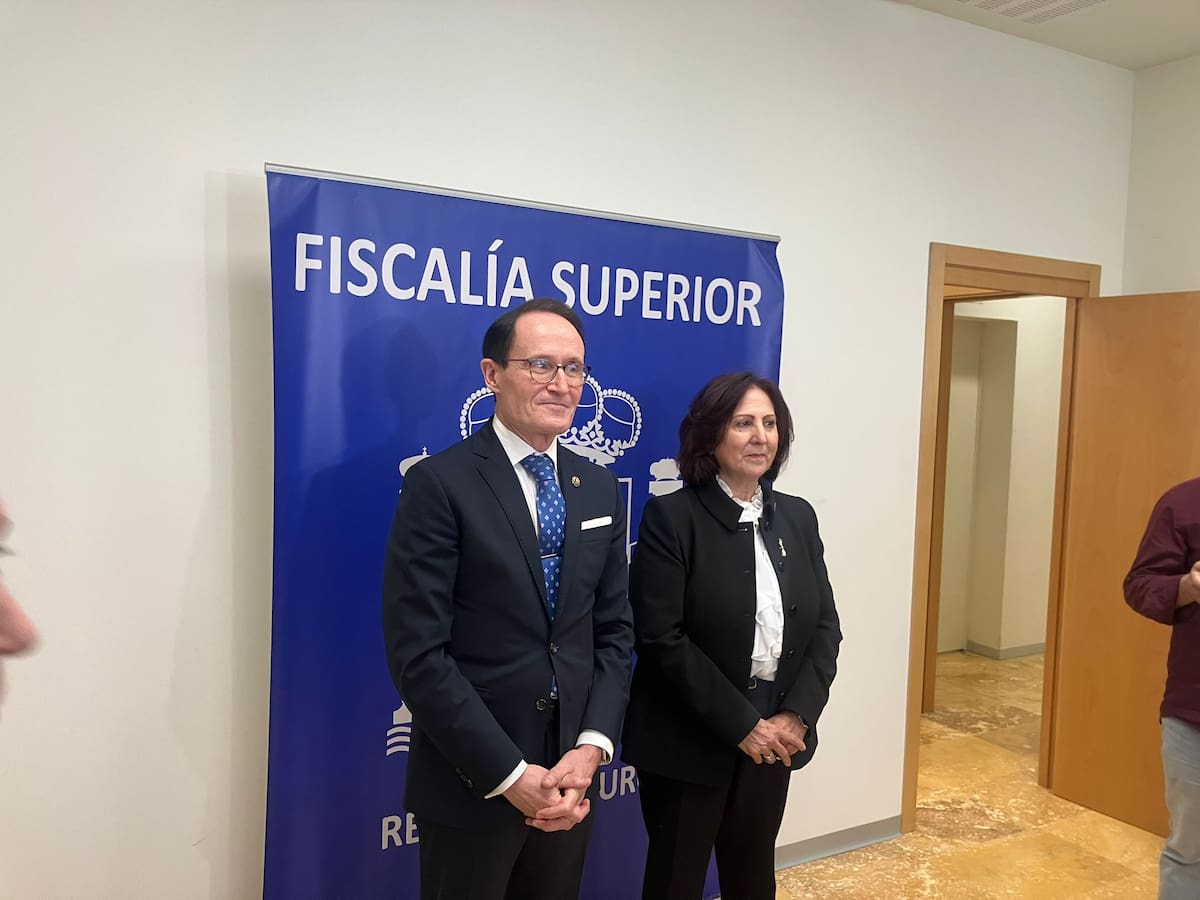 La fiscal general del Estado destaca en Murcia el mayor refuerzo de la plantilla de fiscales "en décadas"