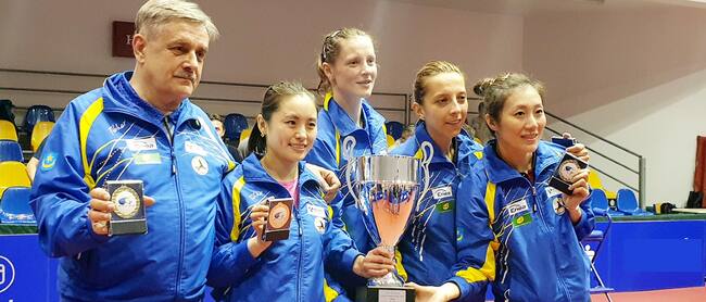 Jugadoras del Enea Siarkopol Tarnobrzeg de Tenis de Mesa.