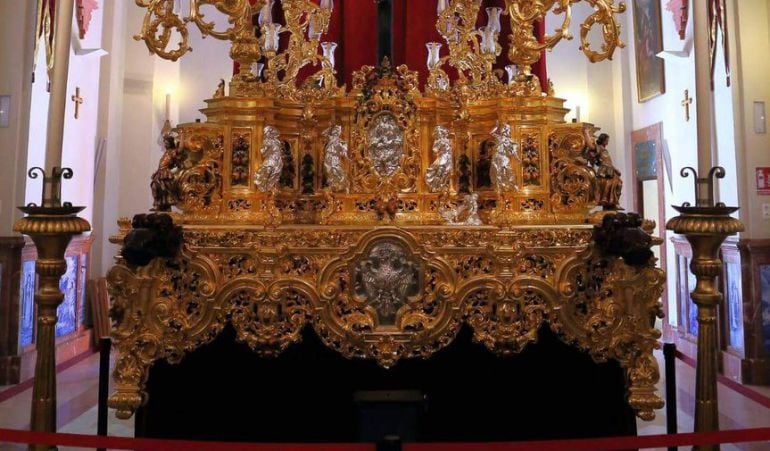 Andas procesionales que en la actualidad saca el Cristo de la Expiración