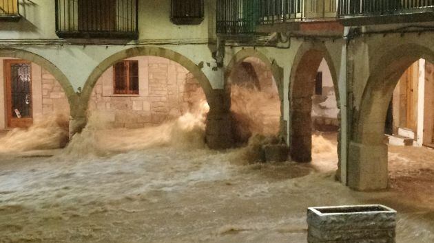 Plaza Major de l&#039;Albi (Garrigues).