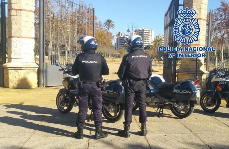 Imagen de la Policía Nacional en el parque González Hontoria