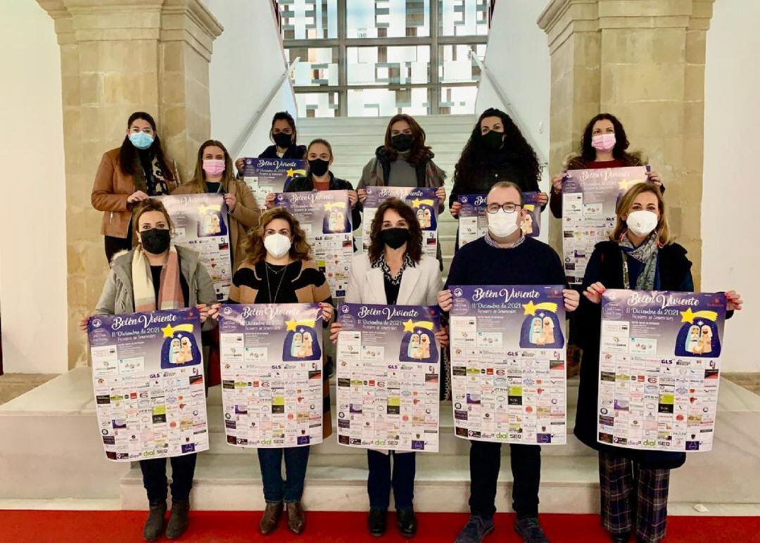 Miembros del AMPA &#039;Los Descalzos&#039; y el Ayuntamiento de Baeza han presentado, este viernes, el Belén Viviente