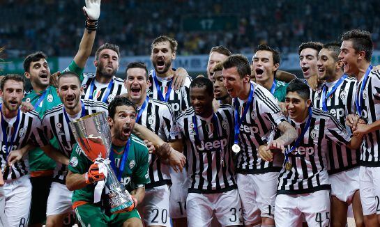 La Juve celebra su Supercopa