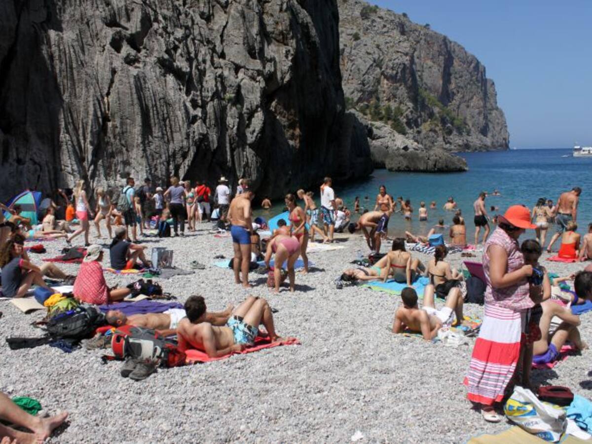 Fin de semana soleado antes de la primera ola de calor en Balears