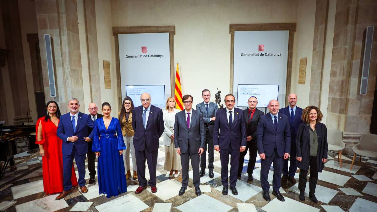 El Liceu reuneix directius i artistes en el 25è aniversari de la reobertura després de l’incendi del 1994