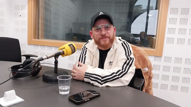 El cantante leganense Javi Medina