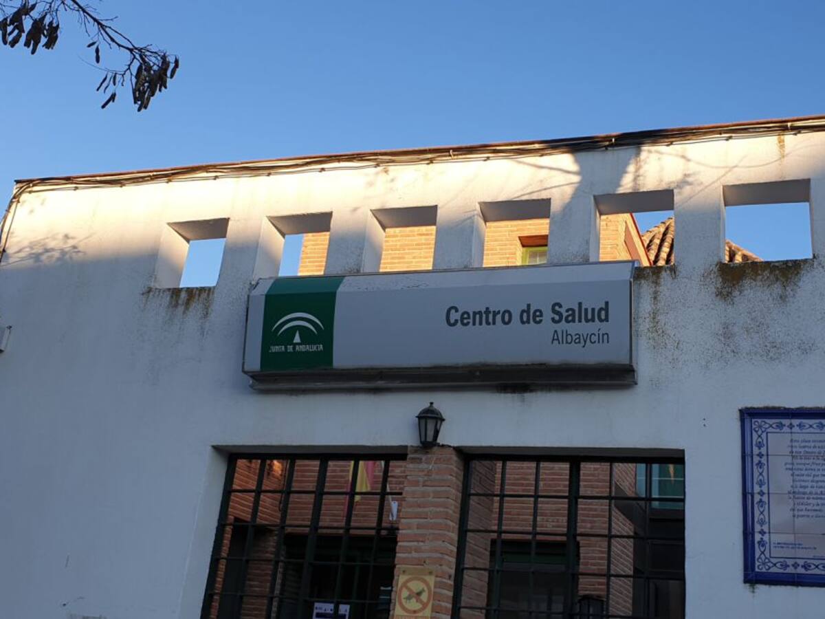 Se dispara la tasa de incidencia en Granada y crece de forma preocupante la presión hospitalaria