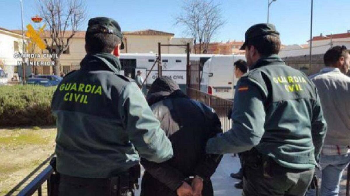 La Guardia Civil incauta 740 cigarrillos de contrabando en varias inspecciones realizadas en los últimos días en Almodóvar del Campo