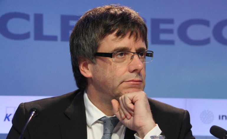 Primer plano  del president de la Generalitat, Carles Puigdemont