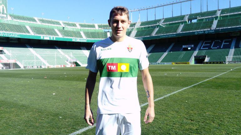 Iván Zotko en su presentación con el Elche el pasado 10 de enero