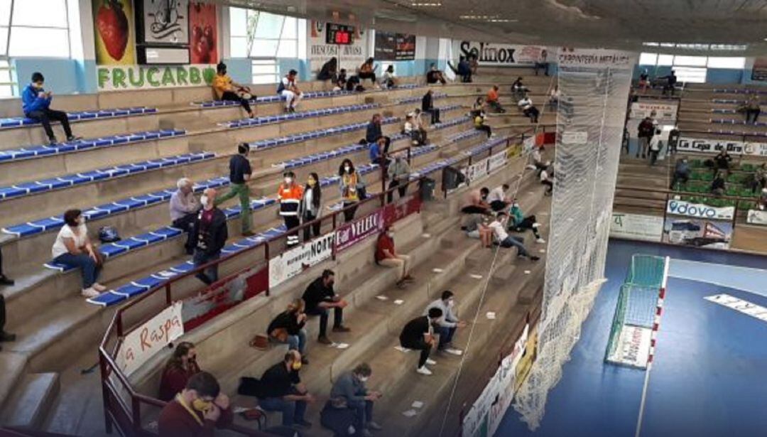 La afición ribereña durante uno de los encuentros de esta temporada.