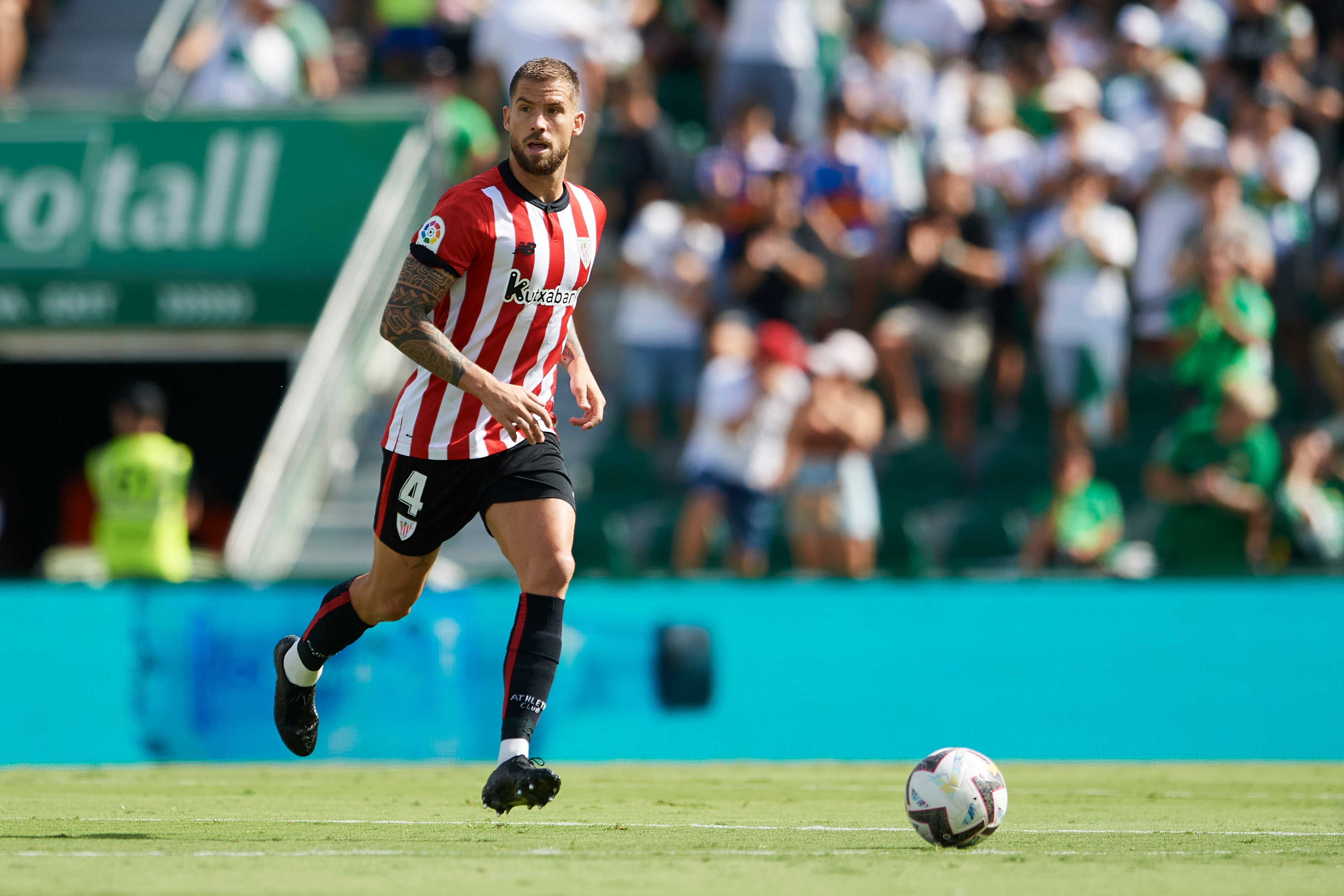 Iñigo Martínez, durante el partido frente al Elche