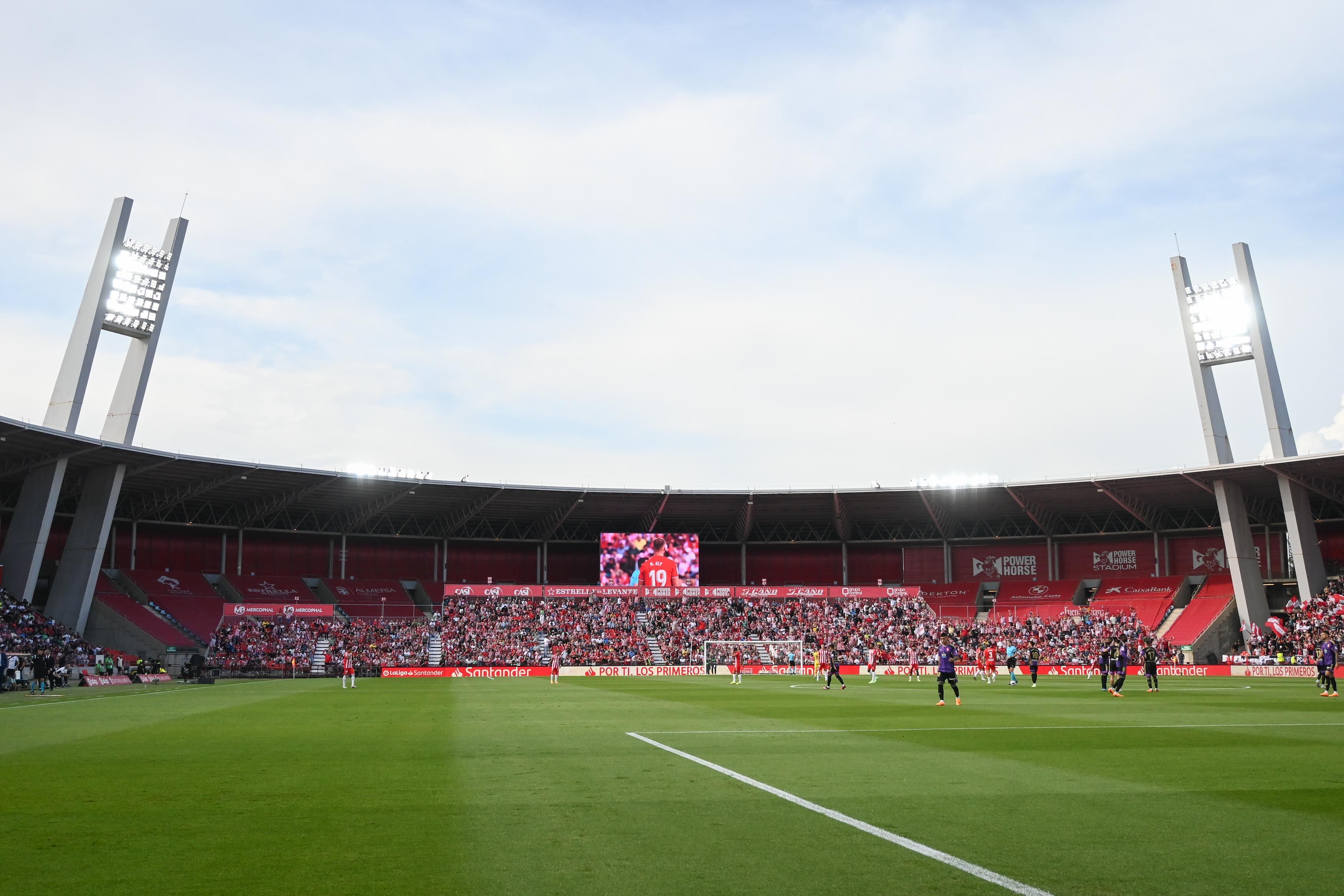 Almería quiere seguir siendo de Primera y para no sufrir tiene que ganar o empatar.