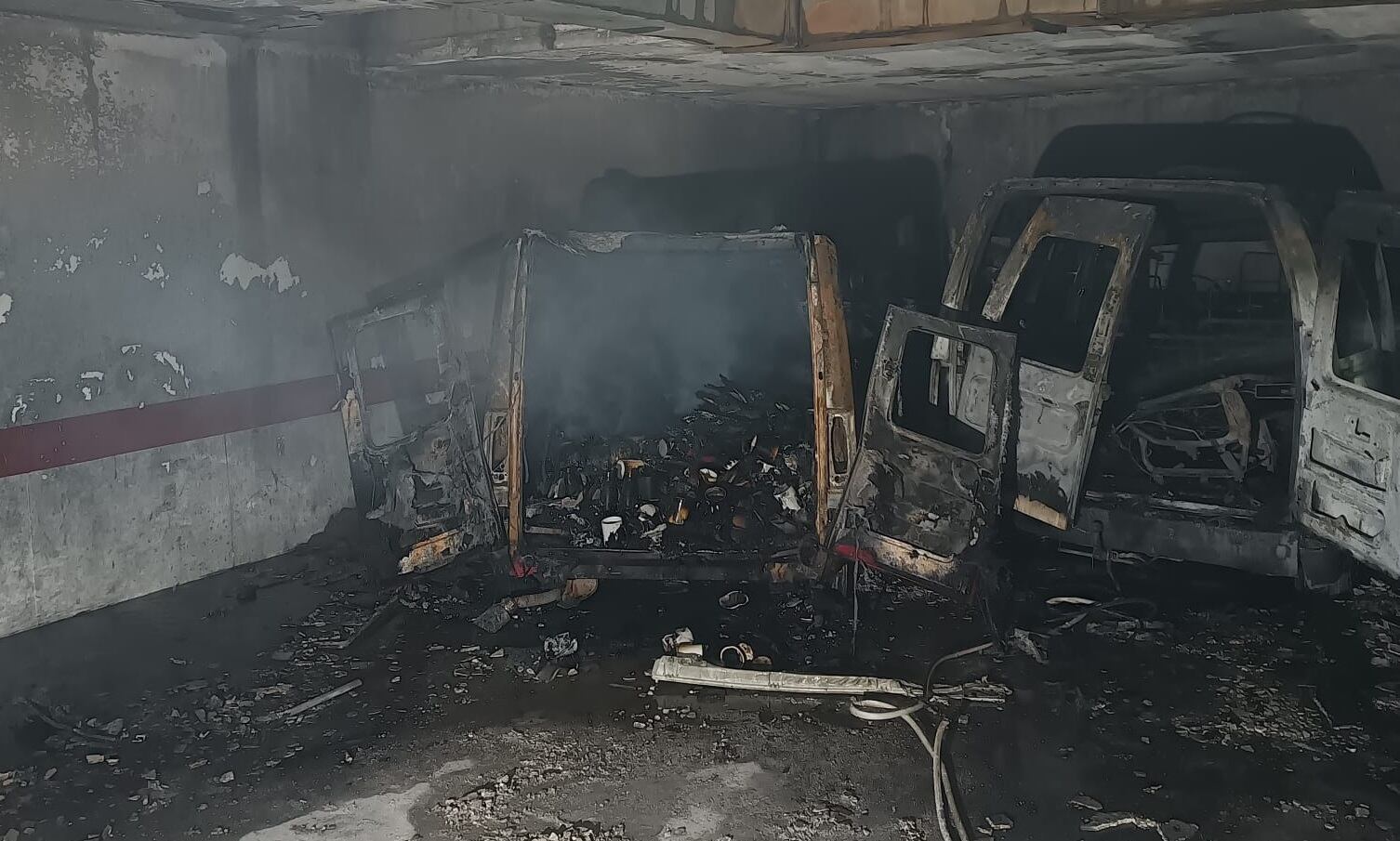 Arde un garaje en el barrio Oliver de Zaragoza